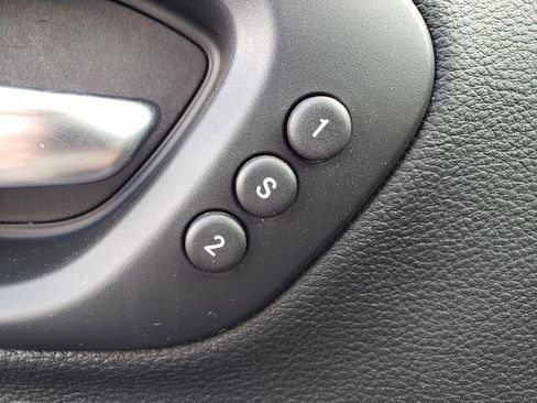 Used 2019 Jeep Cherokee Limited image 22