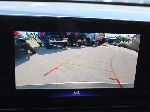 Used 2025 Chevrolet TrailBlazer LT AWD/4WD image 13