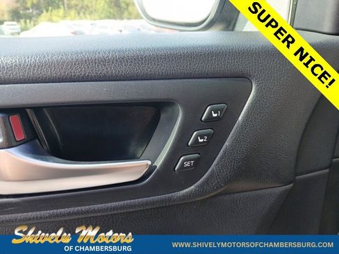 Used 2018 Toyota Highlander Limited Platinum image 33