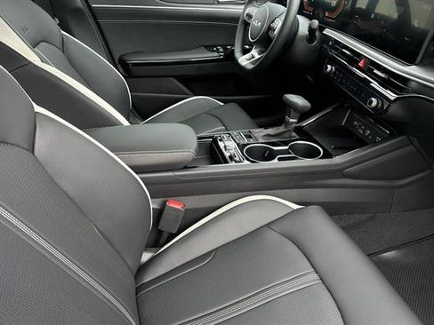 New 2026 Kia K5 GT-Line image 16
