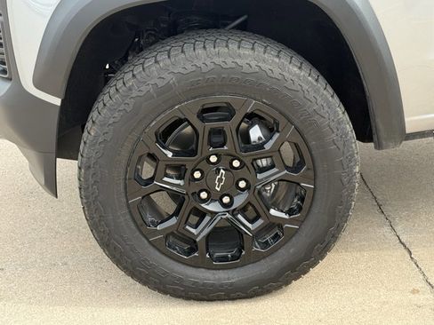 New 2026 Chevrolet Colorado Trail Boss AWD/4WD image 13
