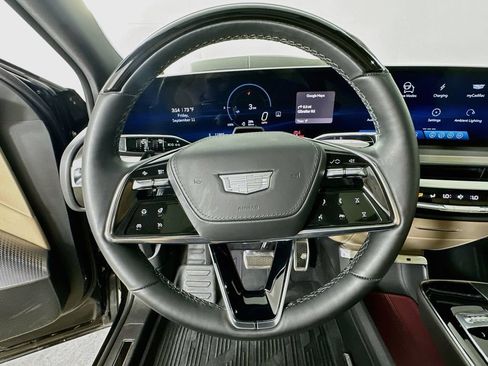 Certified 2026 Cadillac Lyriq Signature Luxury w/ Nappa Leather Package AWD/4WD image 11