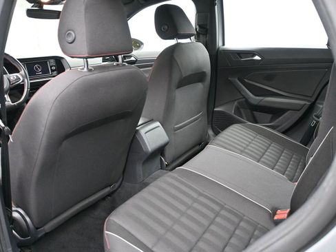 Used 2019 Volkswagen Jetta GLI image 9