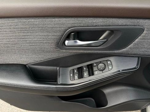 Certified 2021 Nissan Rogue SV image 20