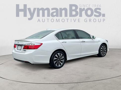 Used 2015 Honda Accord Touring image 3