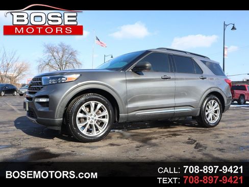 Used 2021 Ford Explorer XLT w/ Equipment Group 202A RWD image 1