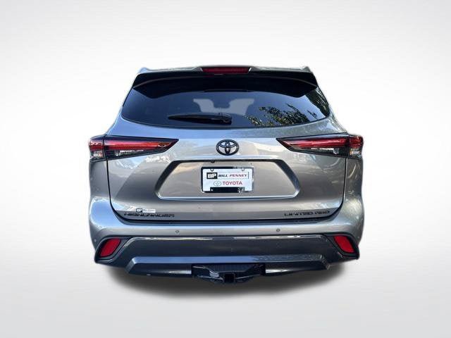 New 2026 Toyota Highlander Limited AWD/4WD image 6