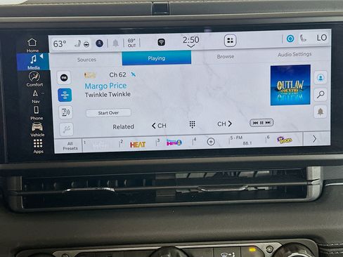 Used 2024 Jeep Wrangler Sahara w/ Technology Group image 21