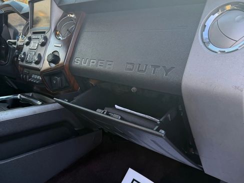 Used 2016 Ford F250 Lariat w/ Lariat Ultimate Package image 41