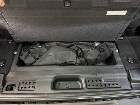 Used 2019 Jeep Wrangler Sport image 32