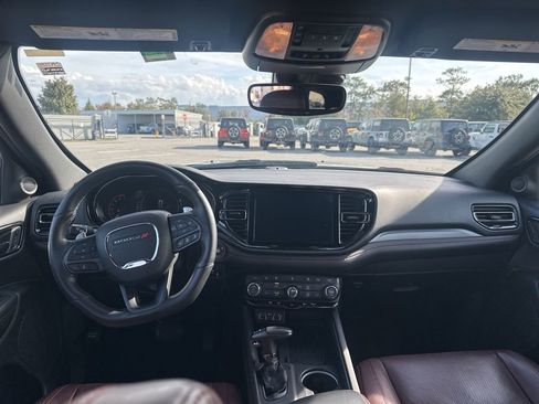 Used 2025 Dodge Durango R/T w/ Blacktop Package image 11