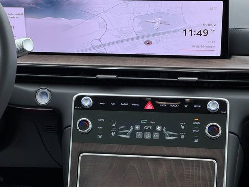 Used 2026 Genesis GV80 2.5T Advanced image 13