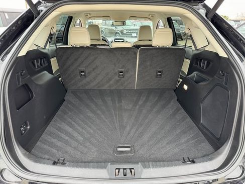 Certified 2024 Ford Edge Titanium image 18
