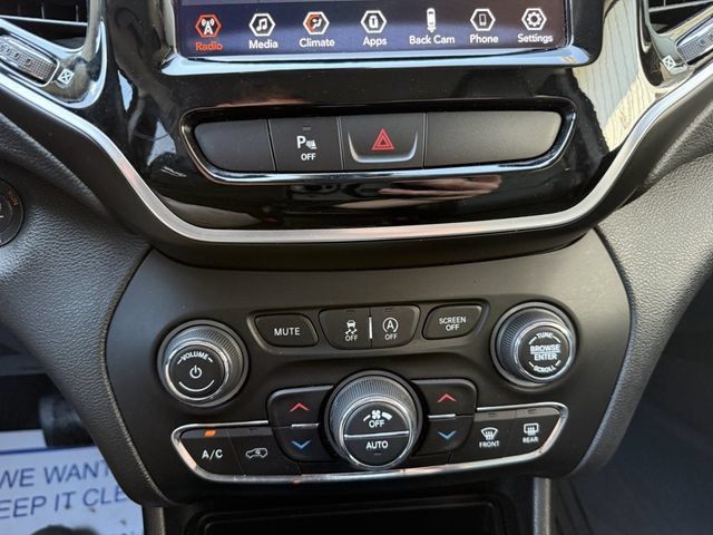 Used 2020 Jeep Cherokee Limited AWD/4WD image 28