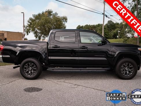 Certified 2023 Toyota Tacoma SR5 image 9