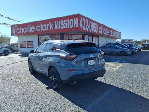 Certified 2022 Nissan Murano SV w/ SV Midnight Edition Package image 3
