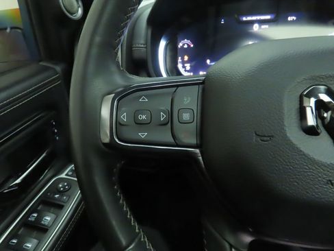 Used 2024 RAM 3500 Limited image 11