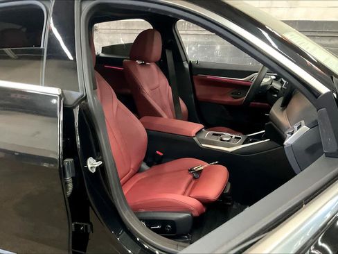 Used 2025 BMW i4 eDrive40 w/ M Sport Package image 10