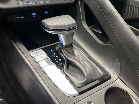 Certified 2024 Hyundai Elantra SEL FWD image 21
