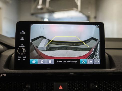 Used 2024 Honda CR-V Sport Touring image 17