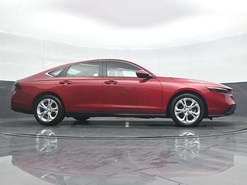 Used 2024 Honda Accord LX image 31