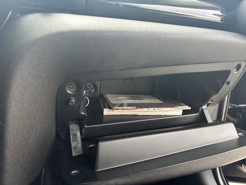 Used 2016 MINI Cooper 4-Door Hardtop image 7