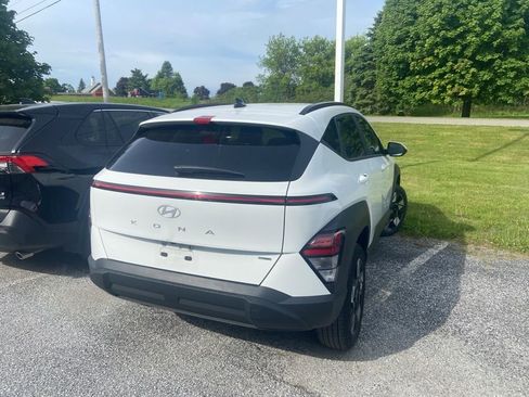 Used 2025 Hyundai Kona SEL AWD/4WD image 5