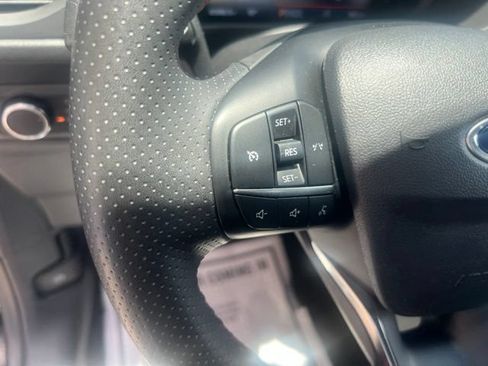 Used 2024 Ford Escape ST-Line FWD image 17