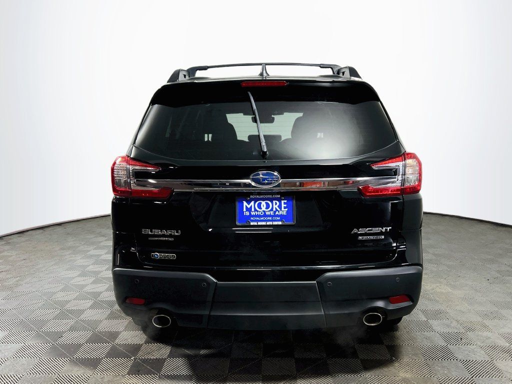 Used 2023 Subaru Ascent Limited AWD/4WD image 6