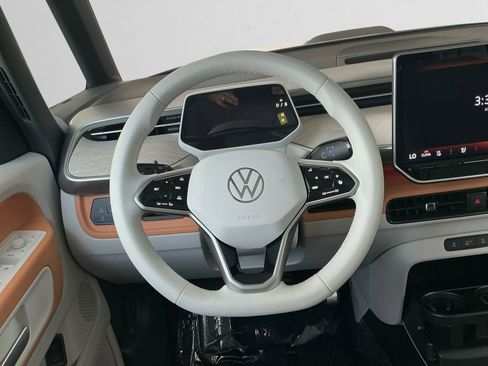 New 2025 Volkswagen ID. Buzz 1st Edition image 12