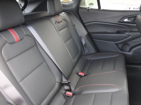 New 2026 Chevrolet Trax RS w/ Sunroof Package FWD image 20