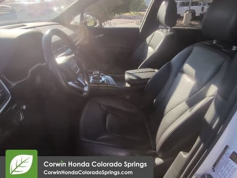 Used 2017 Audi Q7 3.0T Prestige w/ Prestige Package AWD/4WD image 16