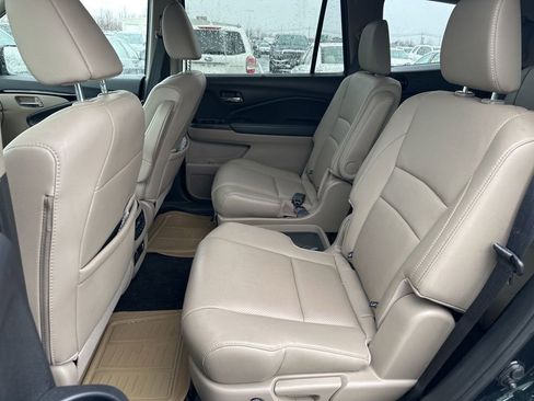 Used 2019 Honda Pilot Elite image 16