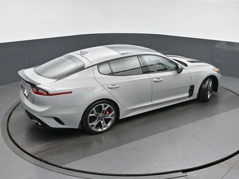 Used 2019 Kia Stinger GT2 image 35