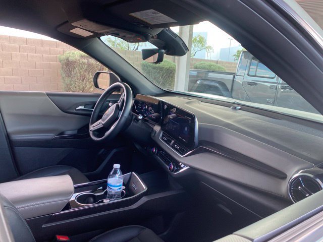 Used 2025 Chevrolet Equinox LT w/ Convenience Package II FWD image 5