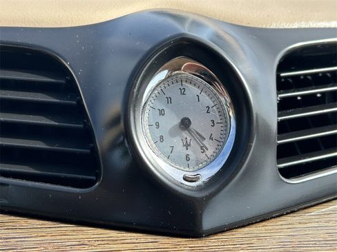 Used 2010 Maserati GranTurismo Coupe image 28