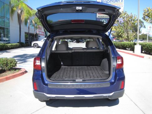 Used 2015 Subaru Outback 2.5i Limited AWD/4WD image 15