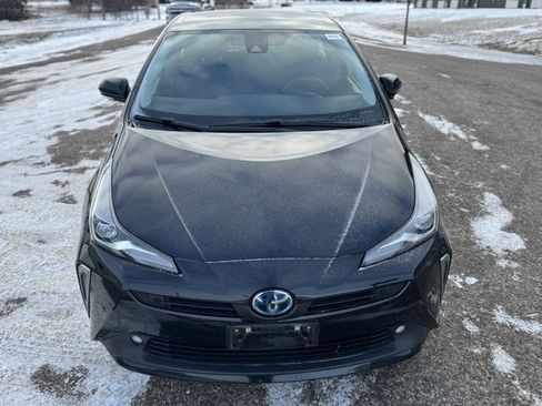 Used 2020 Toyota Prius LE image 10