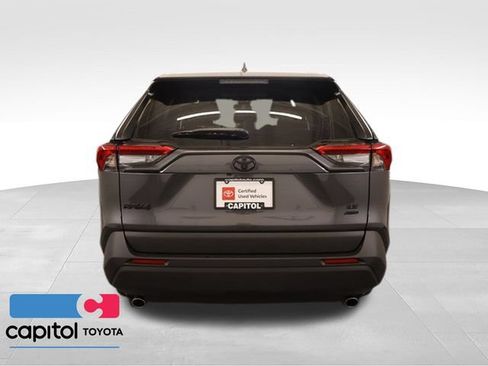 Certified 2023 Toyota RAV4 LE AWD/4WD image 4