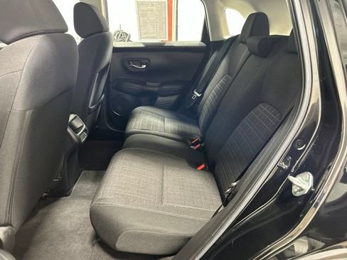 Certified 2023 Honda HR-V LX image 18