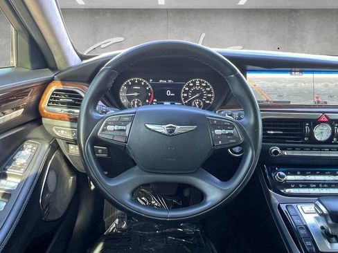 Used 2018 Genesis G90 5.0 Ultimate RWD image 21