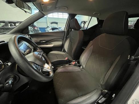 Used 2020 Nissan Kicks SV FWD image 21