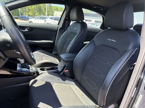 Certified 2023 Kia Forte GT-Line image 11