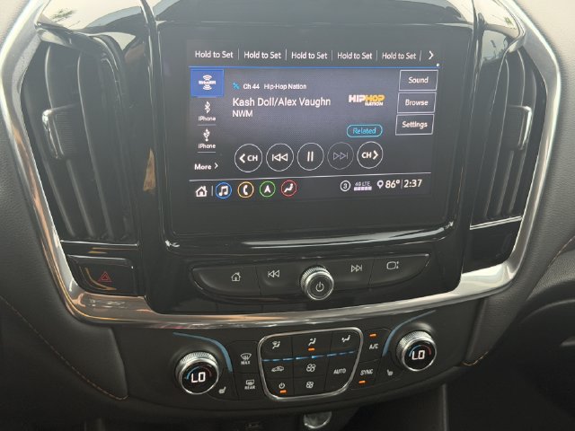 Used 2020 Chevrolet Traverse RS FWD image 26