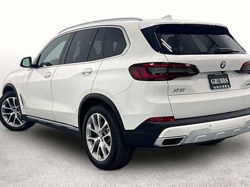 Used 2022 BMW X5 xDrive40i w/ Premium Package AWD/4WD image 12