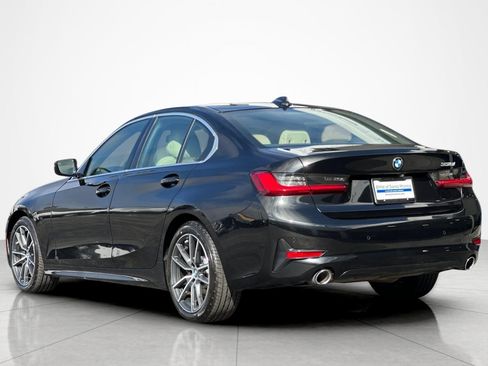 Used 2021 BMW 330i Sedan w/ Convenience Package RWD image 3