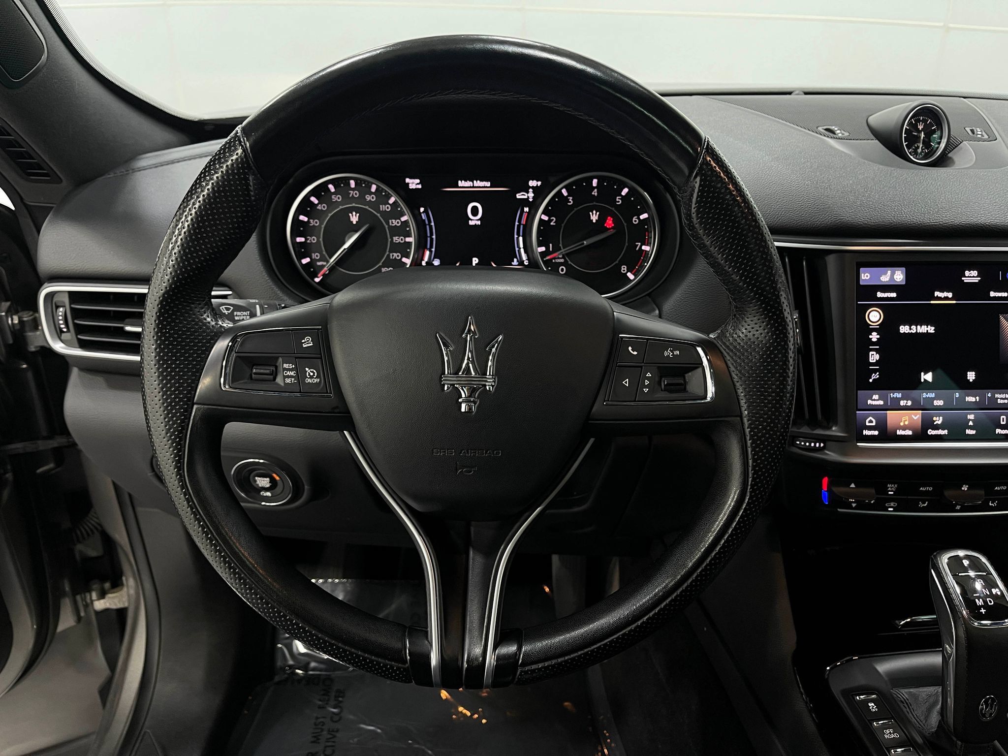 Used 2021 Maserati Levante AWD/4WD image 22
