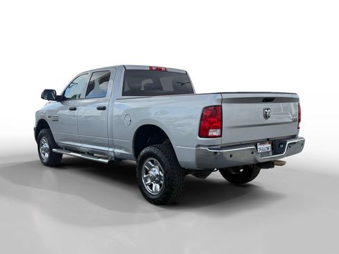 Used 2018 RAM 2500 Tradesman w/ Chrome Appearance Group image 3