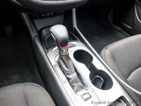 Used 2023 Chevrolet Malibu RS FWD image 28