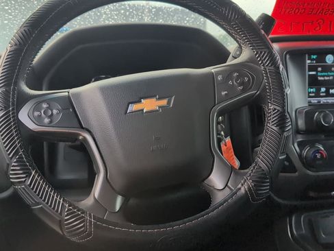 Used 2018 Chevrolet Silverado 1500 LT w/ All Star Edition AWD/4WD image 19